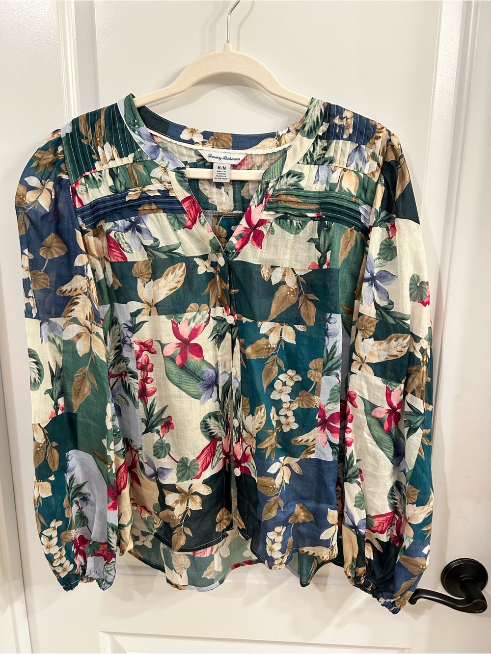 Tommy Bahama Green Multi Floral Button-Front Blouse
